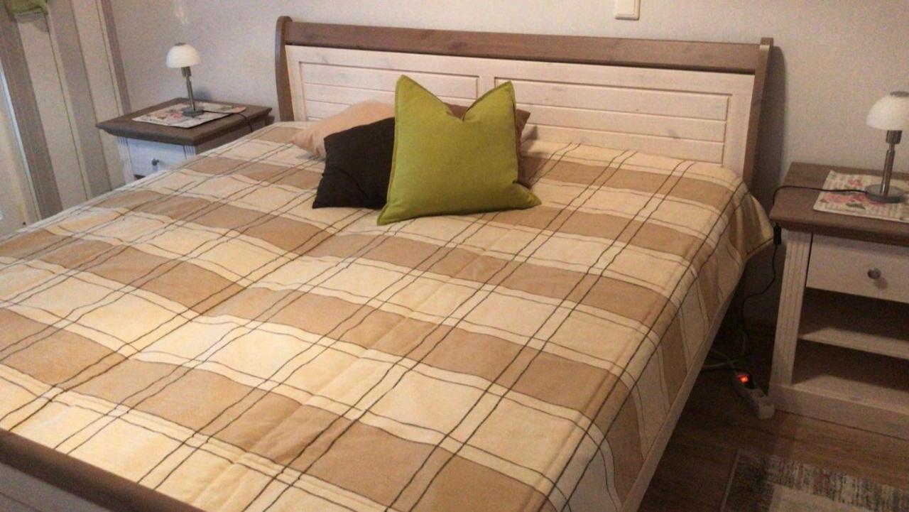 Ferienwohnung „Thea“ Bad Lausick Exteriör bild