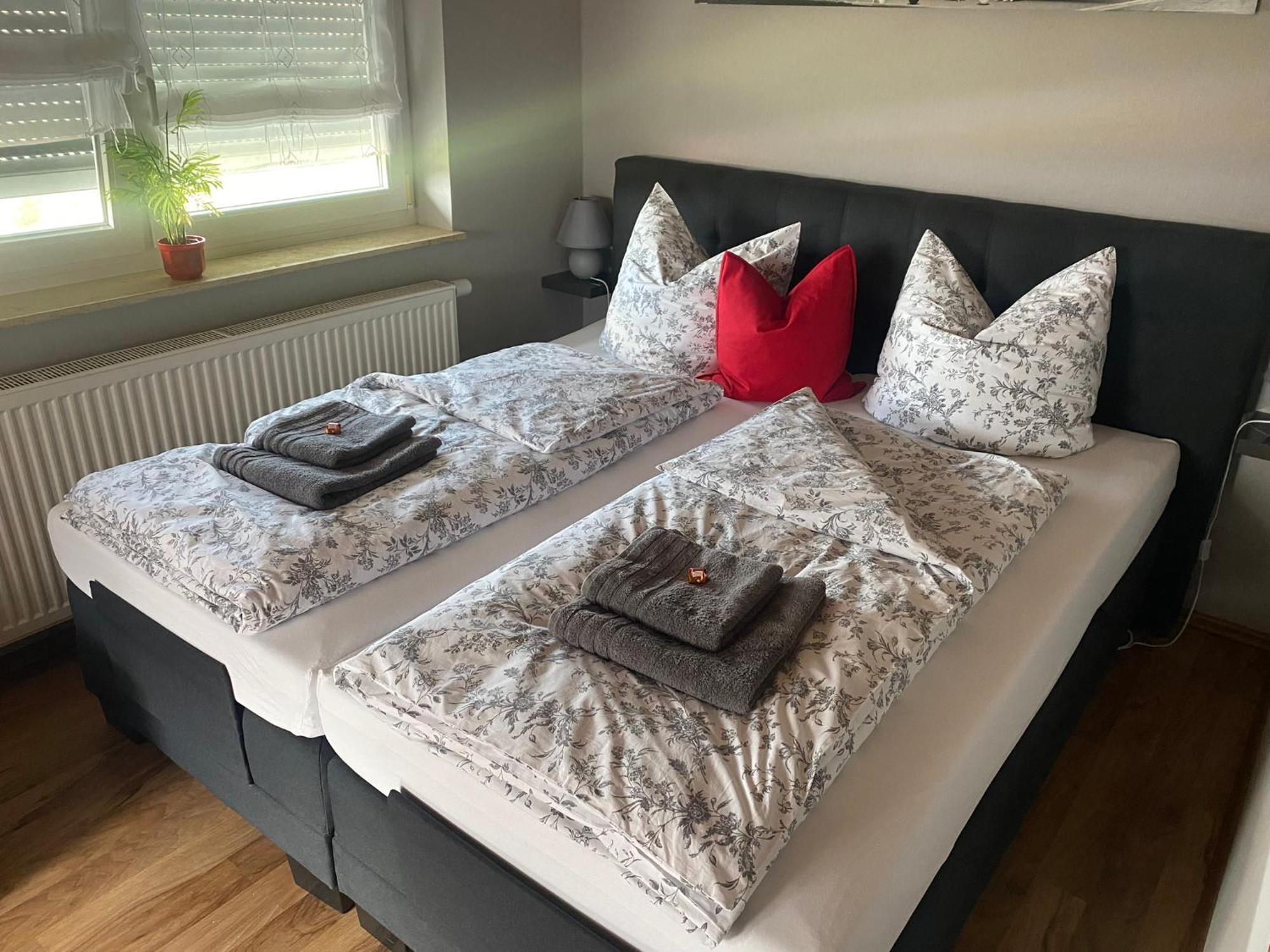 Ferienwohnung „Thea“ Bad Lausick Exteriör bild
